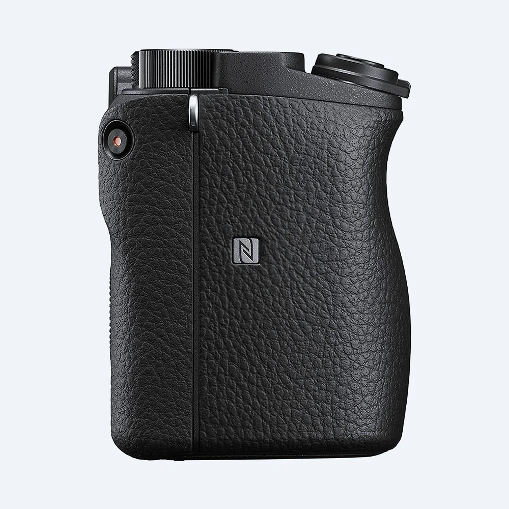 Sony ILCE-6400 Alpha 6400 E-mount camera with APS-C Sensor - Image 5